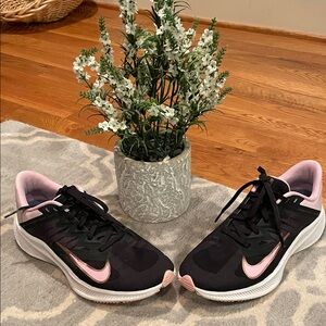 Women's Black and Pink Athletic Shoes